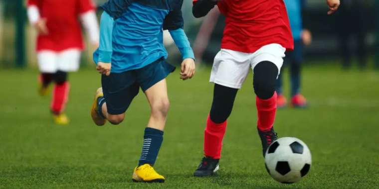 Жамбыл облысында футбол ойынынан кейін оқушылар төбелесіп, біреуі көз жұмды