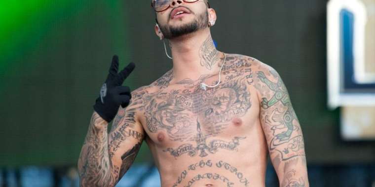 Тимати деген әншіге разы еместер желілерді шулатып жатыр