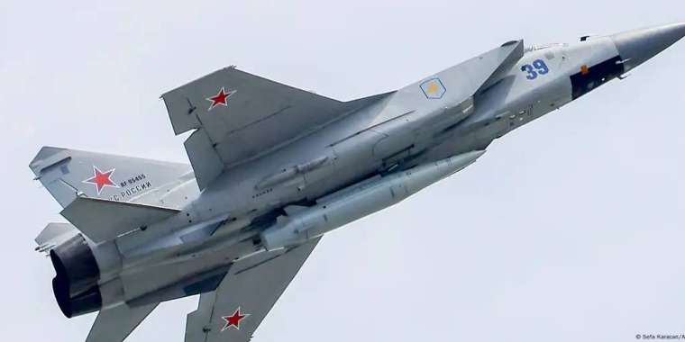 Ресейдің үш МиГ-31 жойғыш ұшағы Эстония шекарасын бұзды