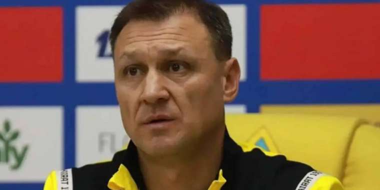 «Кассир емеспін»: «Қайраттың» бас жаттықтырушысы билет сұраушыларға жауап берді