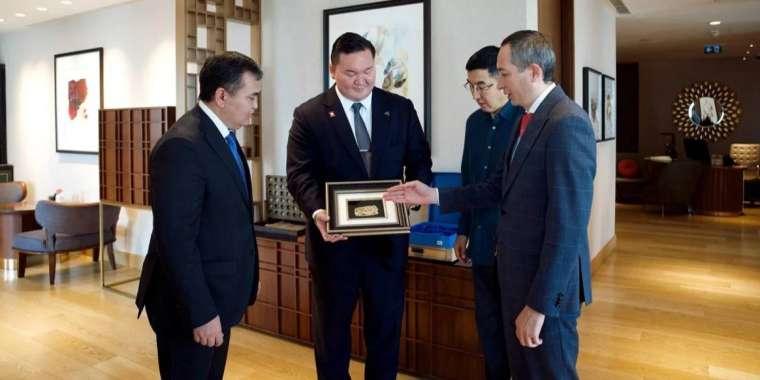 Әйгілі сумо аңызы Хакухо Се Астанада шеберлік сағатын өткізді