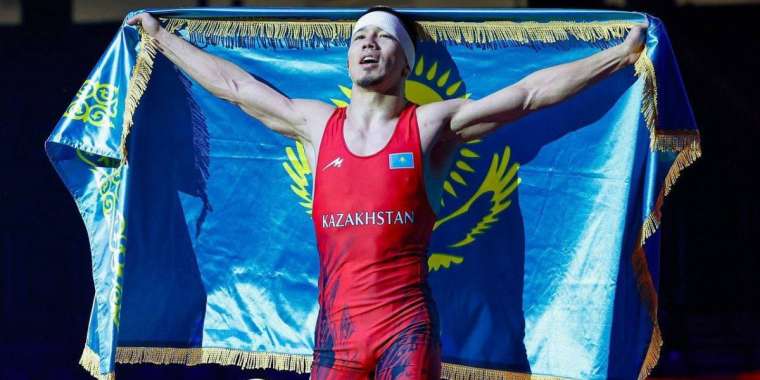 Тоқаев әлем чемпионы атанған Айдос Сұлтанғалиды «Құрмет» орденімен марапаттады