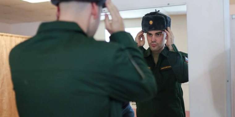 Путин әскерге 135 мың адамды шақыруды тапсырды