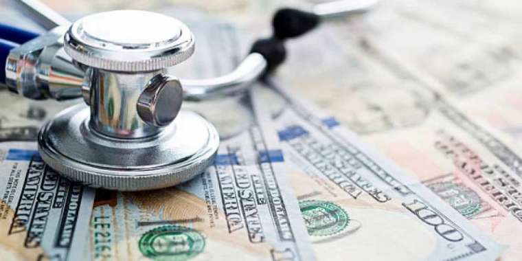 Қостанайда дәрігерді ұрған науқастан 2 млн теңге талап етілді