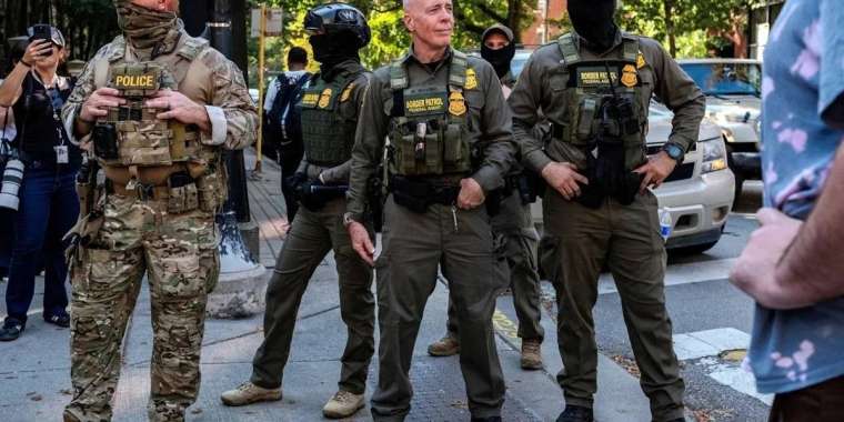 АҚШ соты Трамптың Портлендке әскер жіберуіне тыйым салды