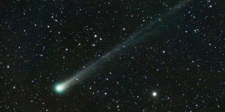 Араға 1000 жыл салып. Lemmon құйрықты жұлдызы жерге жақындайды