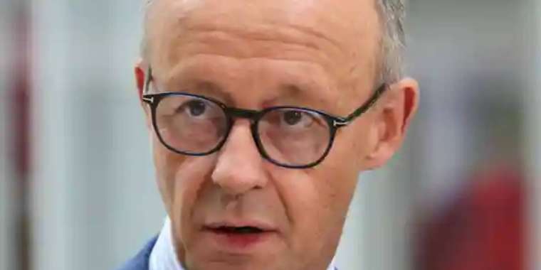 Мерц: Украинаға бейбіт жоспар қажет, Еуропа қолдауды күшейтеді