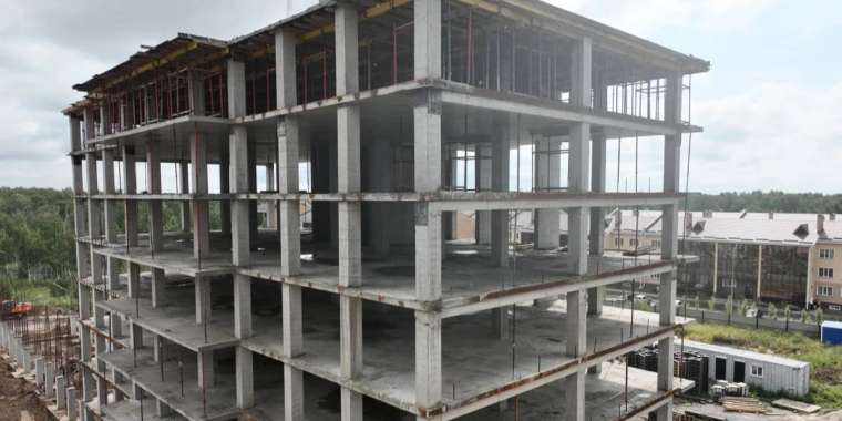 550 адам ақша салса да, үйін ала алмай отыр