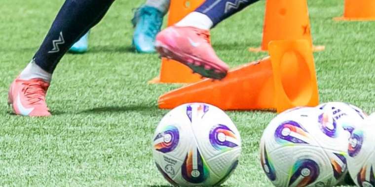 Футбол клубтарын сатып алатын қазақстандық олигархтар анықталды