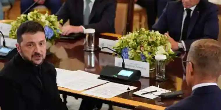 Киев бейбіт келісім үшін Ресейден санкцияларды алып тастауға келісуі мүмкін