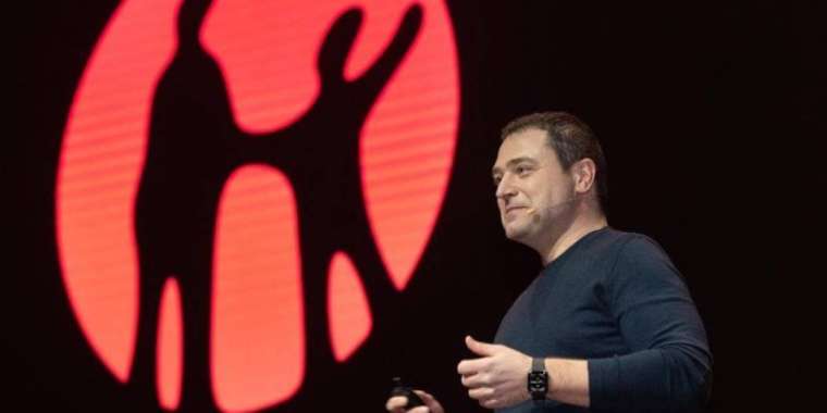 Банктер цензураға кірісті ме? Kaspi банкі клиентін әзіл видеодан кейін бұғаттап тастаған.