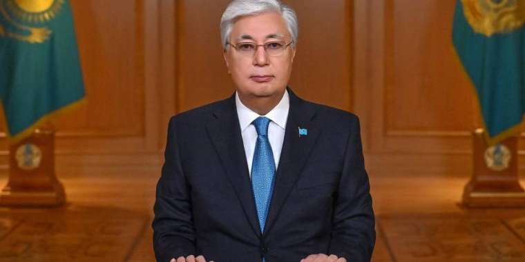 Тоқаев қазақстандықтарды Республика күнімен құттықтады