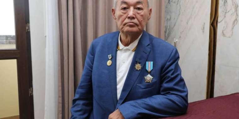 Елімізде қан тамырлары хирургиясының жүйесін біздің буын жасады - ғалым Асхан Смаилұлы