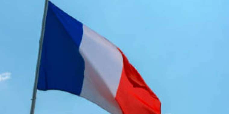 Франция 2026 жылы Украинаға қолдау көрсету үшін әскерін жіберуге дайын