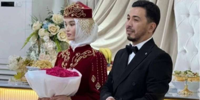 Дәурен Айдарқұлов үшінші әйелін құда түсіп алды