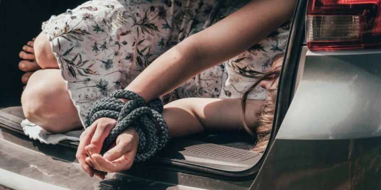 "Шағым жоқ": Таразда тапа-тал түсте қыз алып қашқандар тергеліп жатыр