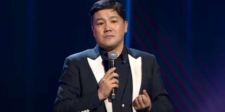 "Тұрсынбек жездемнен айрылып қалдық": Танымал журналист өкінішін жеткізді (ФОТО)