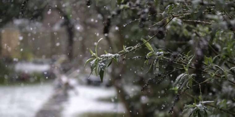 Еліміздің бірнеше аймағында қар жауып, соңы көктайғаққа ұласады