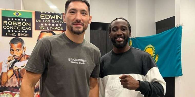 Теренс Кроуфордқа Жәнібек Әлімханұлымен жекпе-жек өткізу ұсынылды