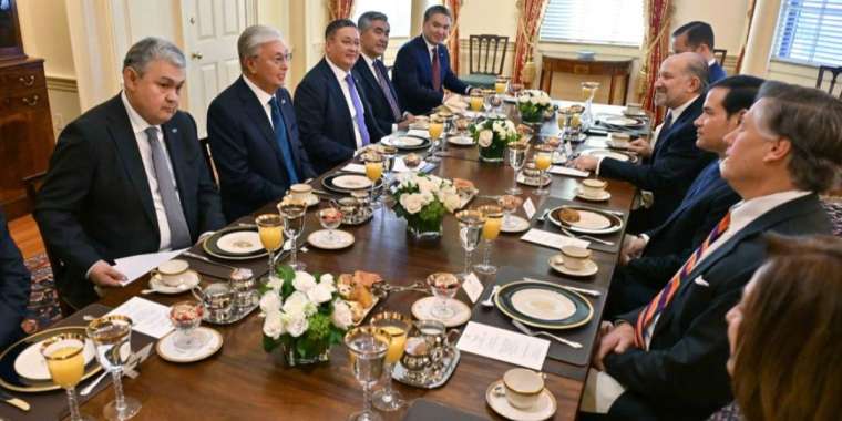 Тоқаев АҚШ Мемлекеттік хатшысы Марк Рубиомен кездесті