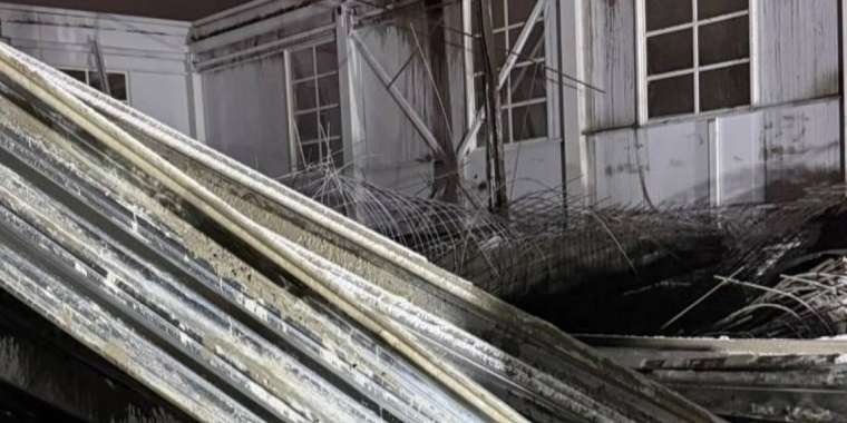 Павлодарда құлаған мектеп ғимаратынан ер адамның мәйіті табылды