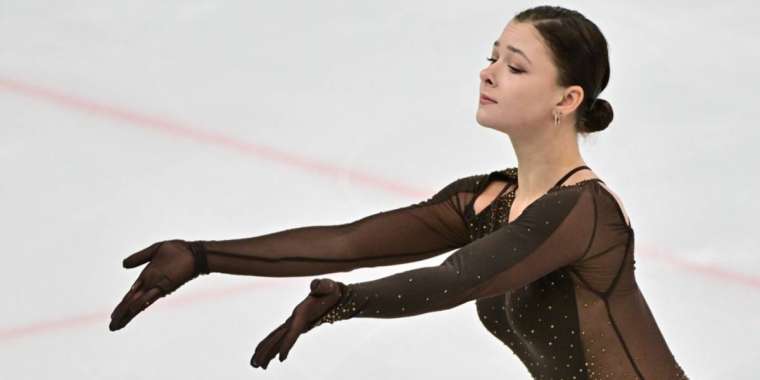 Қазақстандық мәнерлеп сырғанаушы Гран-при кезеңінде 2-орын алды