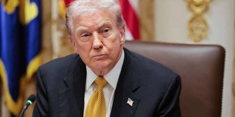 Трамп америкалықтарға 2000 доллар уәде етті