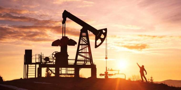 Аустралия санкцияларға қарамастан Ресей мұнайын сатып алып отыр