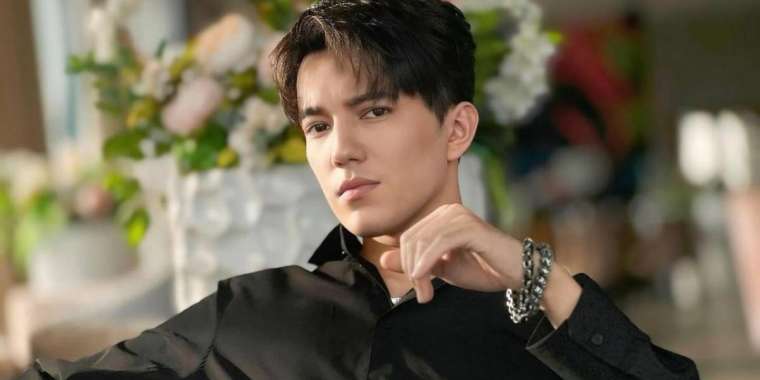 "Бәрі мені үйлендіре алмай жүр": Димаш Құдайберген қашан үйленетінін айтты (ВИДЕО)