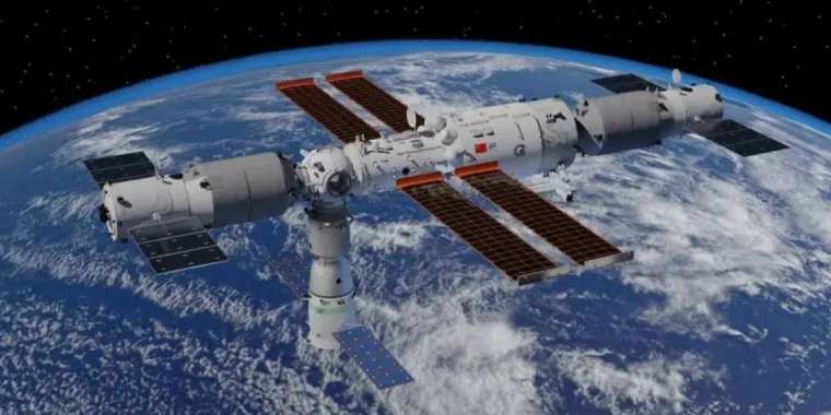 Қытай космосқа жіберген 3 ғарышкерін Жерге қайтара алмай отыр