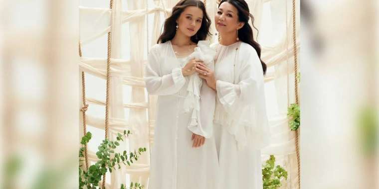 "Күтпеген кездесу": Света Айтбаева желідегі парақшасында ерекше жазба жариялады (ФОТО)