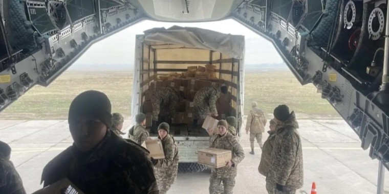 Қазақстан Ауғанстанға 18 тонна гуманитарлық көмек жіберді
