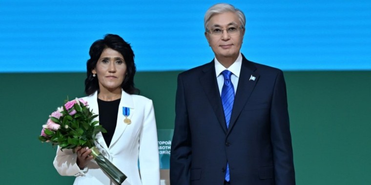 Түркістандық сауыншы «Ерен еңбегі үшін» медалімен марапаттады