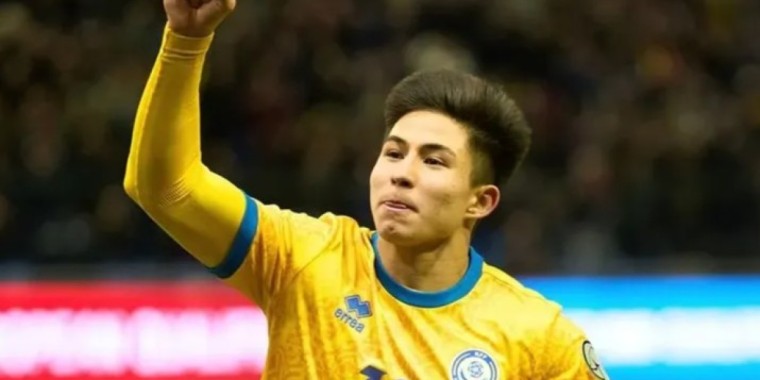 Рекорд: Дастан Сәтпаев тағы да УЕФА тізіміне ілікті