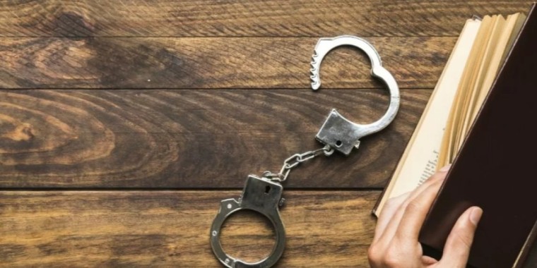 ШҚО-да қызы алимент төлемеген әкесін сотқа берді