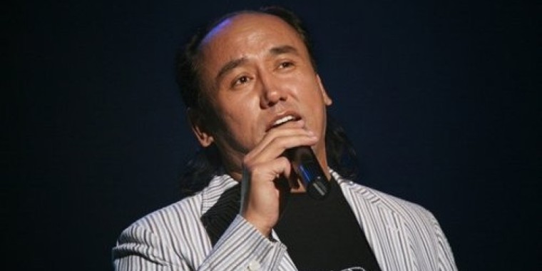 Танымал әнші Сәкен Қалымов отбасындағы сұмдық жайтты айтты (ФОТО)