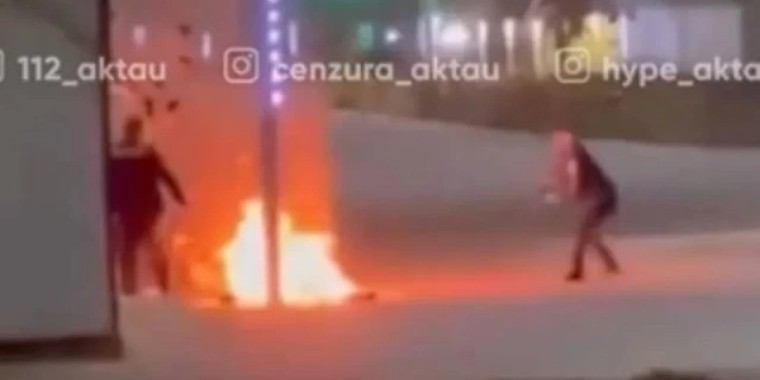 Бейнеуде ер адам полиция бөлімінің жанында өзін өртемек болды