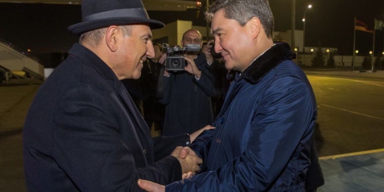 Армения Премьер-министрі Никол Пашинян Астанаға келді