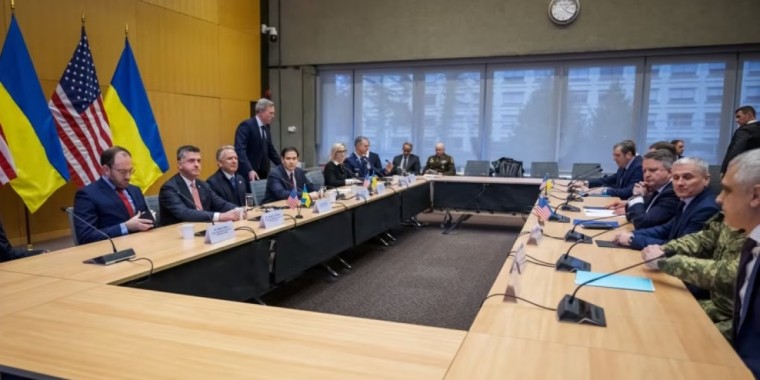 FT: Трамптың 28 тармақтан тұратын бейбіт жоспары 19 тармаққа дейін қысқарды