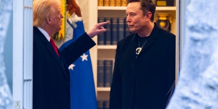 Трамп Илон Маск басқарған DOGE департаментін таратып жіберді