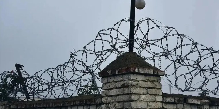 Қарағандыда түрмеде отырған ер адам тұрғындарды алдап келген