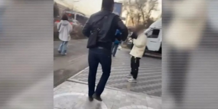 «Полицейміз» деп Қытай азаматтарының 5,5 млн теңгесін тартып алғандар ұсталды