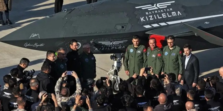 Түркиялық БПЛА авиация тарихында алғаш рет ұшақты атып түсірді