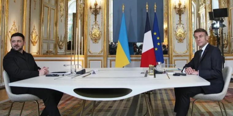 Зеленский бейбіт келісім жайында: «Территория мәселесі – ең күрделісі»