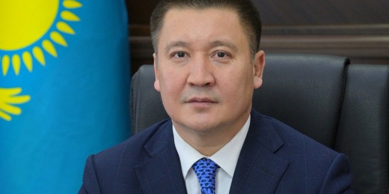 Облыс әкімі Байханов әпкесі қамалған соң ғана алғаш рет пікір білдірді