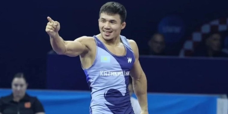 Балуан Нұрқожа Қайпановқа бір жыл бұрын уәде етілген пәтер берілді