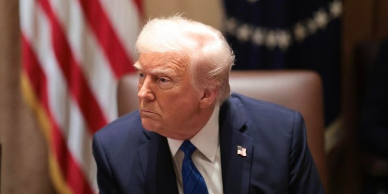 "Отставкаға беріп, дереу елден кет": Шұғыл! Трамп күтпеген мәлімдеме жасап, елді дүрліктірді