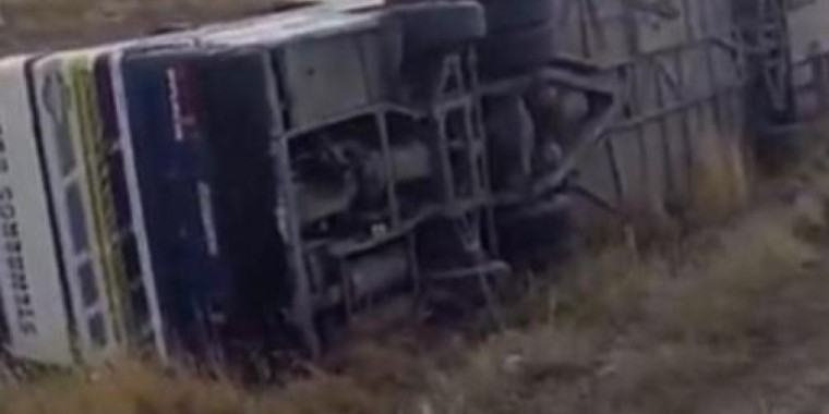 Ақтөбе облысында автобус аударылып, 5 адам қаза тапты