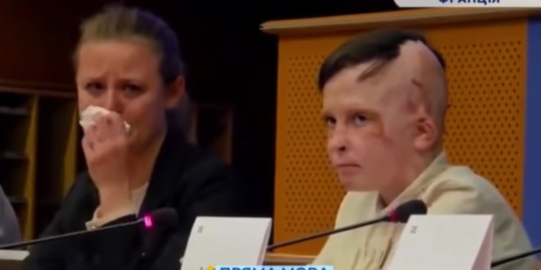 "Аудармашы көз жасын тыя алмады": 11 жастағы украиналық бала соғыста басынан өткен сұмдық жайтты айтты (ВИДЕО)