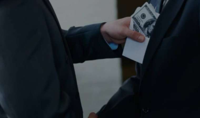 104 млн теңге жымқырған шенеуніктердің жазасы өзгеріссіз қалды